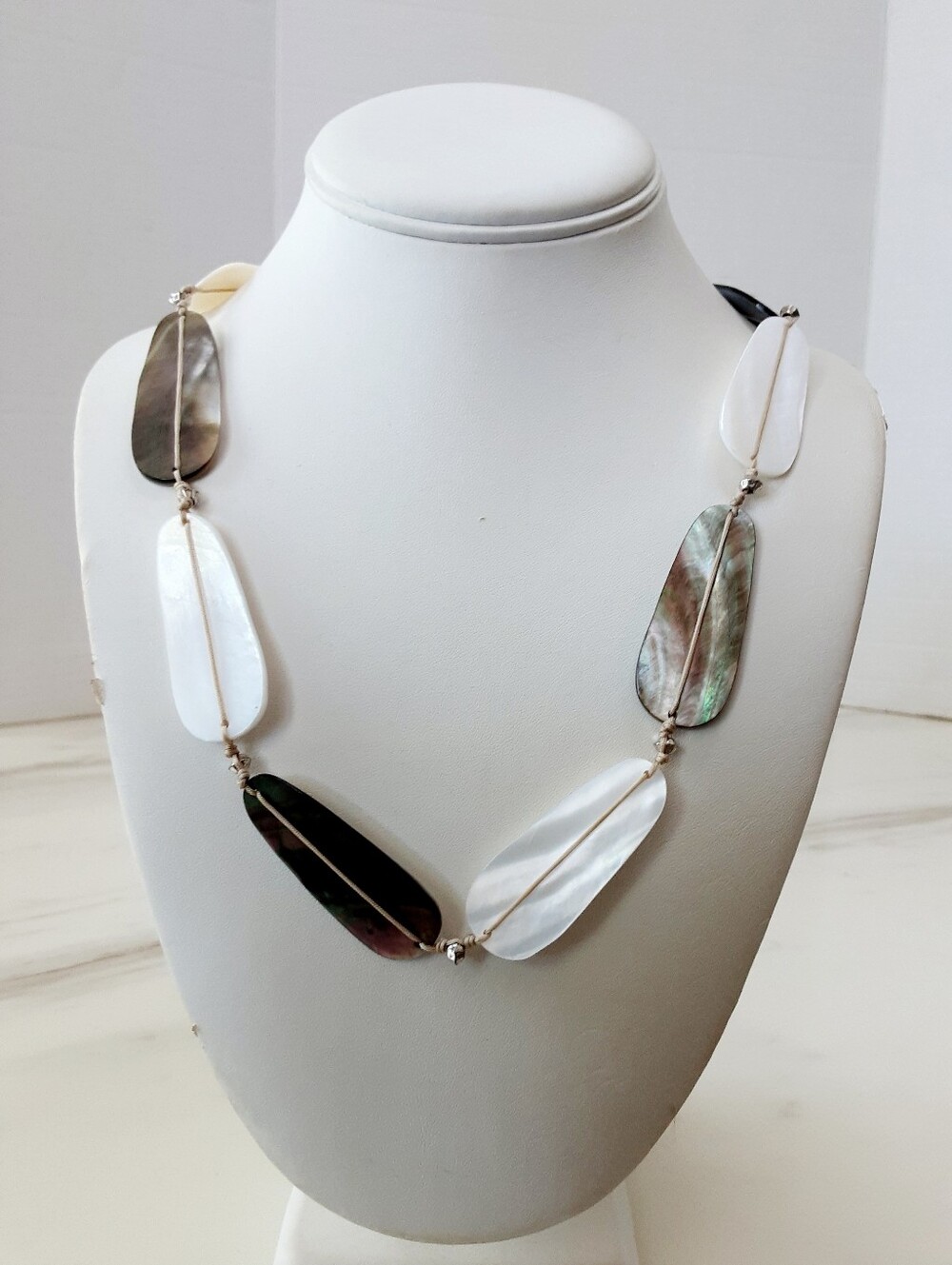 J JILL Mother of Pearl Mixed White and Gray Shell Necklace 36"